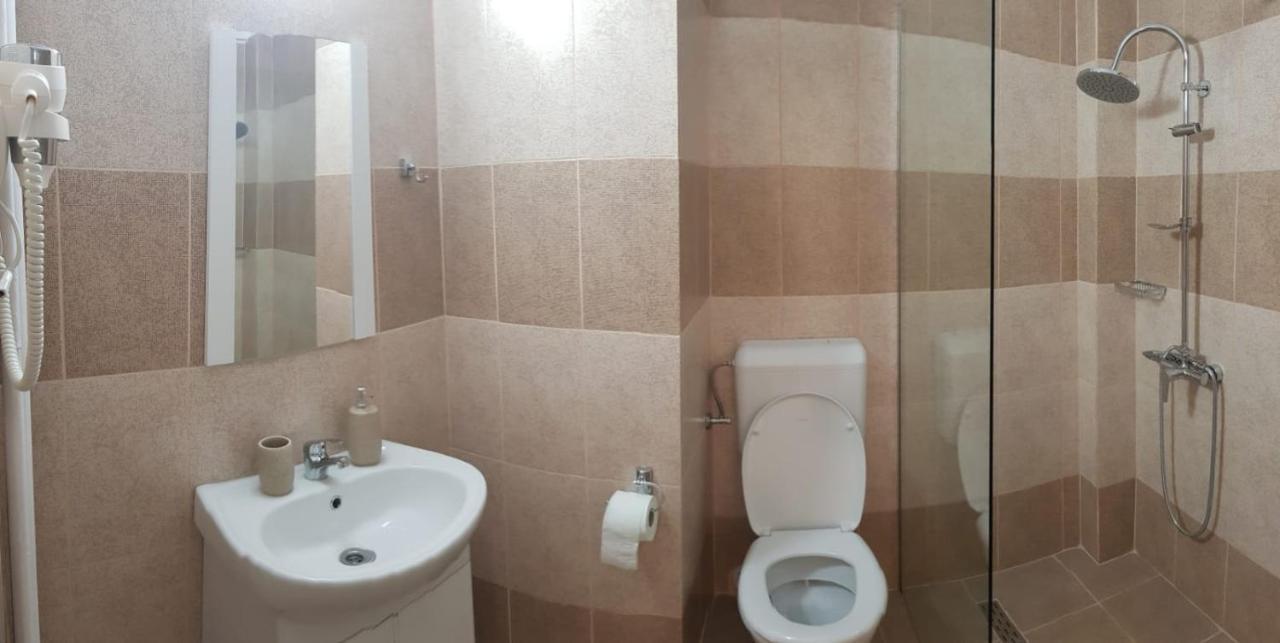 Apartament Posada Curtea de Argeş Eksteriør bilde